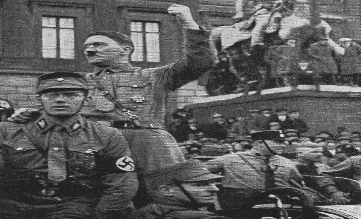 Adolf Hitler (Free Images)