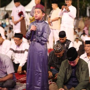 Prestasi Rifaat, Bocah 7 Tahun yang Azan Salat Subuh Berjemaah Pemkot Makassar.