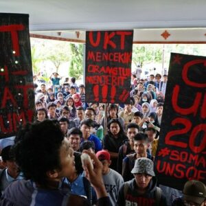 Demo Mahasiswa Universitas Jenderal Soedirman (Unsoed) Soal Biaya UKT Kuliah Semakin Mahal