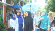 Ketua TP PKK Kota Makassar Saat Meninjau Kesiapan Kelurahan Panampu Jelang Lomba Kelurahan Terpadu Tingkat Provinsi 2026