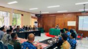 Rapat Dengar Pendapat (RDP) di Ruang Paripurna Gabungan Kantor DPRD Luwu Utara, Senin (1/12/2025).